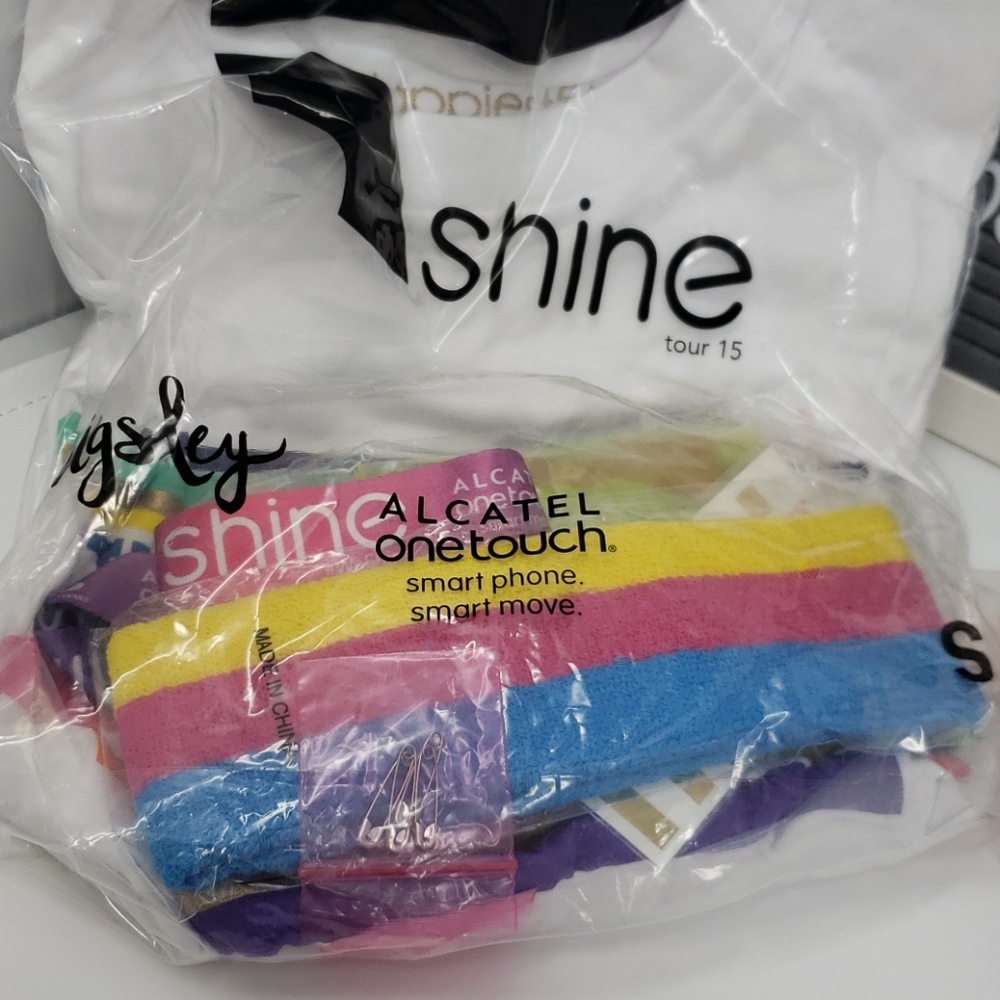 Color Run Virtual 5K Kit - Picture 2 of 4